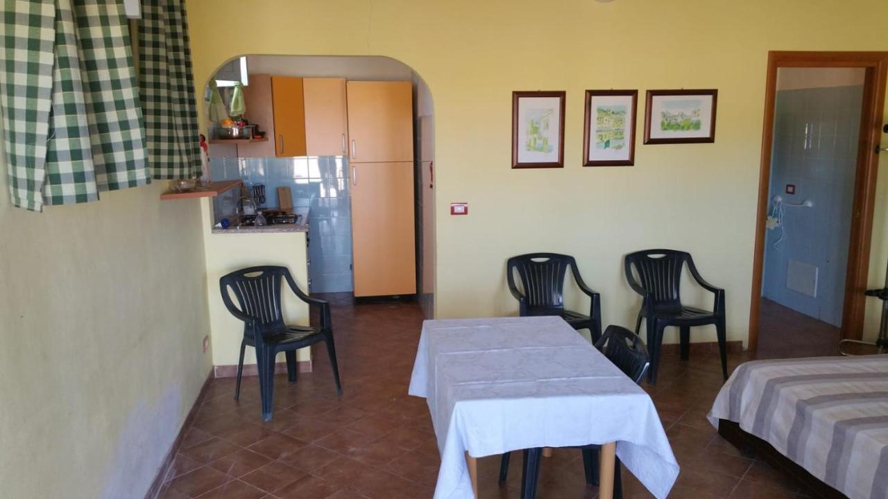 Apartamento Le Colonie Bosa Marina Exterior foto